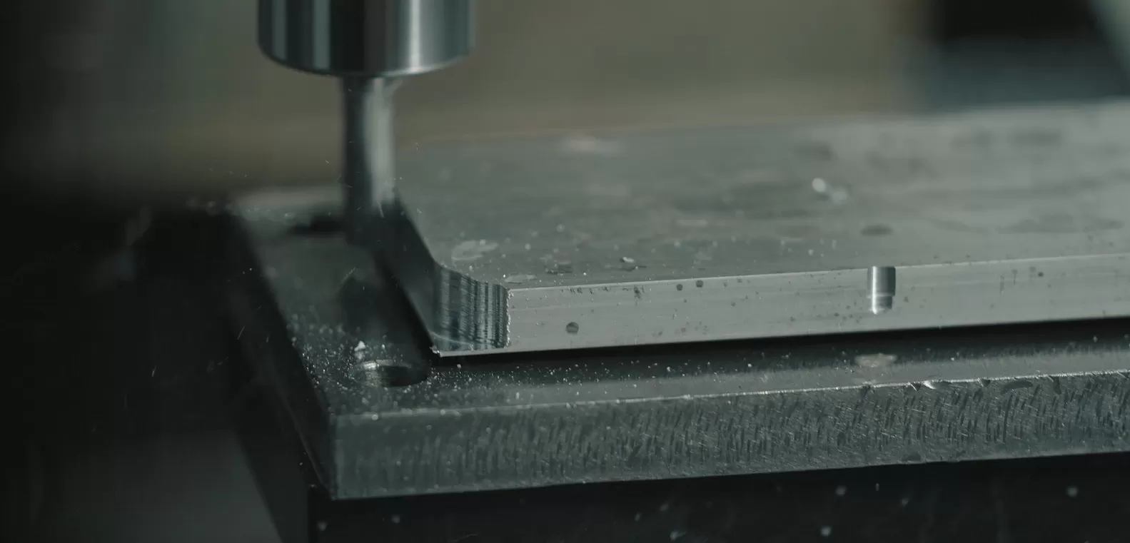 โครงสร้างที่หลากหลายและตัวเลือกคู่มือของศูนย์เครื่องจักรกลแนวตั้ง