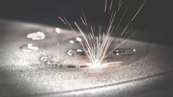 hybrid-manufacturing-the-best-of-both-worlds.jpg
