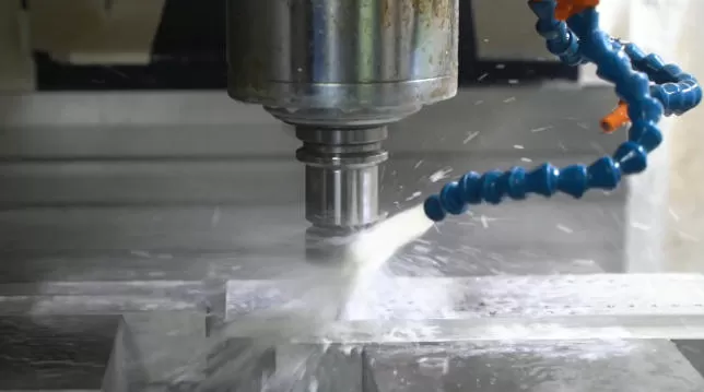 ความล้มเหลวของระบบหล่อเย็นเครื่อง CNC และวิธีแก้ไข