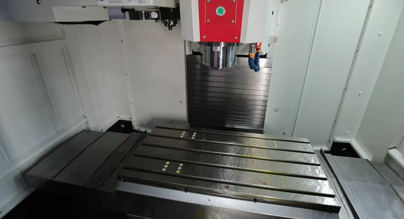 T-V856S Work Envelope and Large Table Configuration.jpg T-V856S Work Envelope and Large Table Configuration.jpg